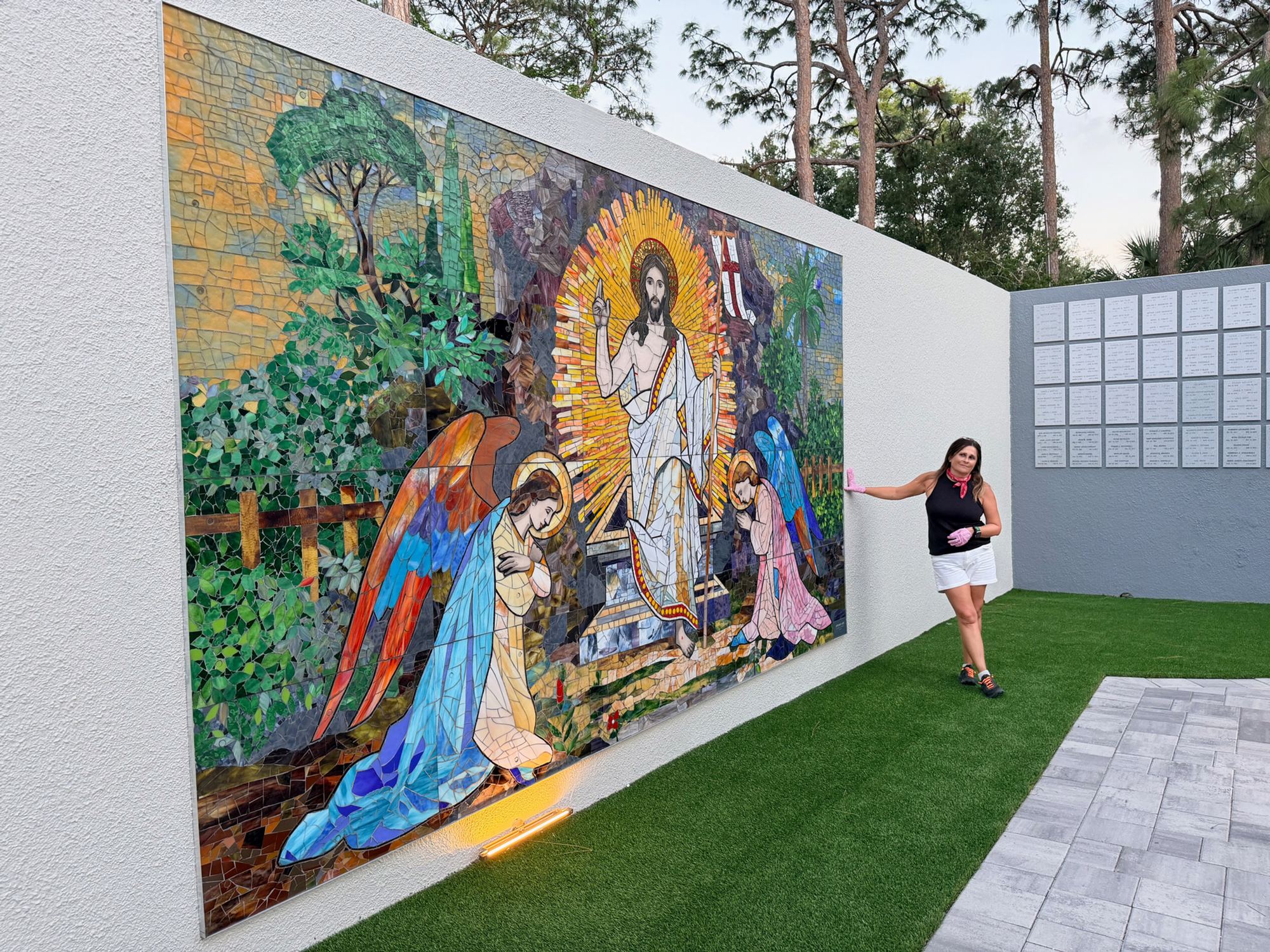 Resurrection of Christ handcrafted glass mural installed in the Memorial Garden at St. Thomas More Catholic Church in Sarasota, Florida.